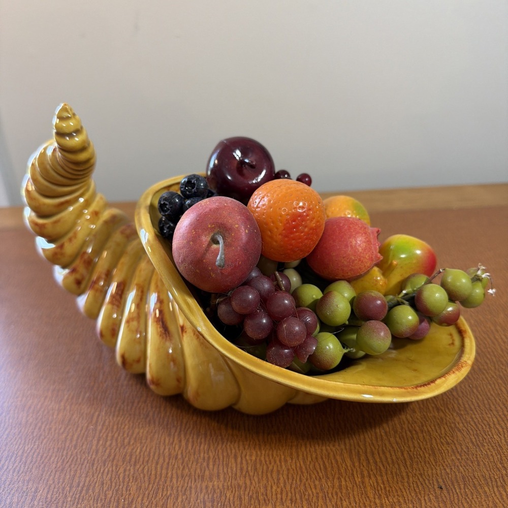 Vintage Atlantic Mold Cornucopia w/Fruits & Vegetables 10"